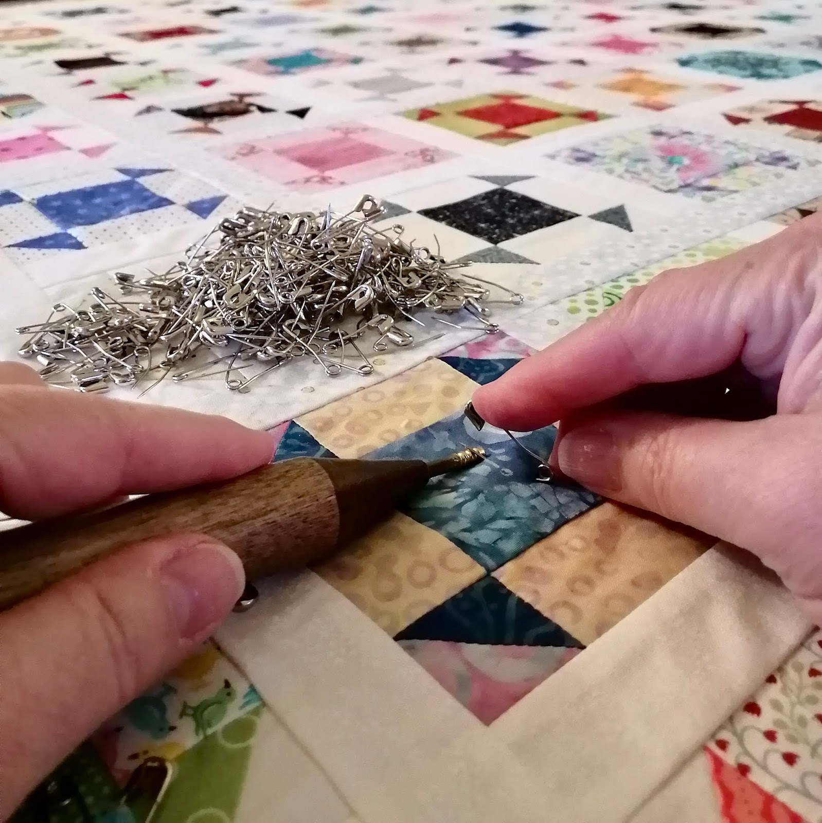 Kathy's Quilts Pin Basting