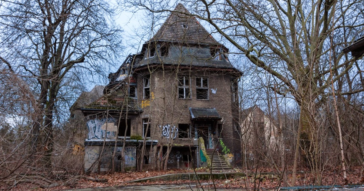 Zombie Hospital Running Out Of Patients Abandoned Berlin