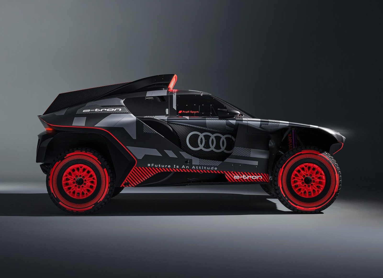 2022 Audi RS Q e-tron Dakar Rally