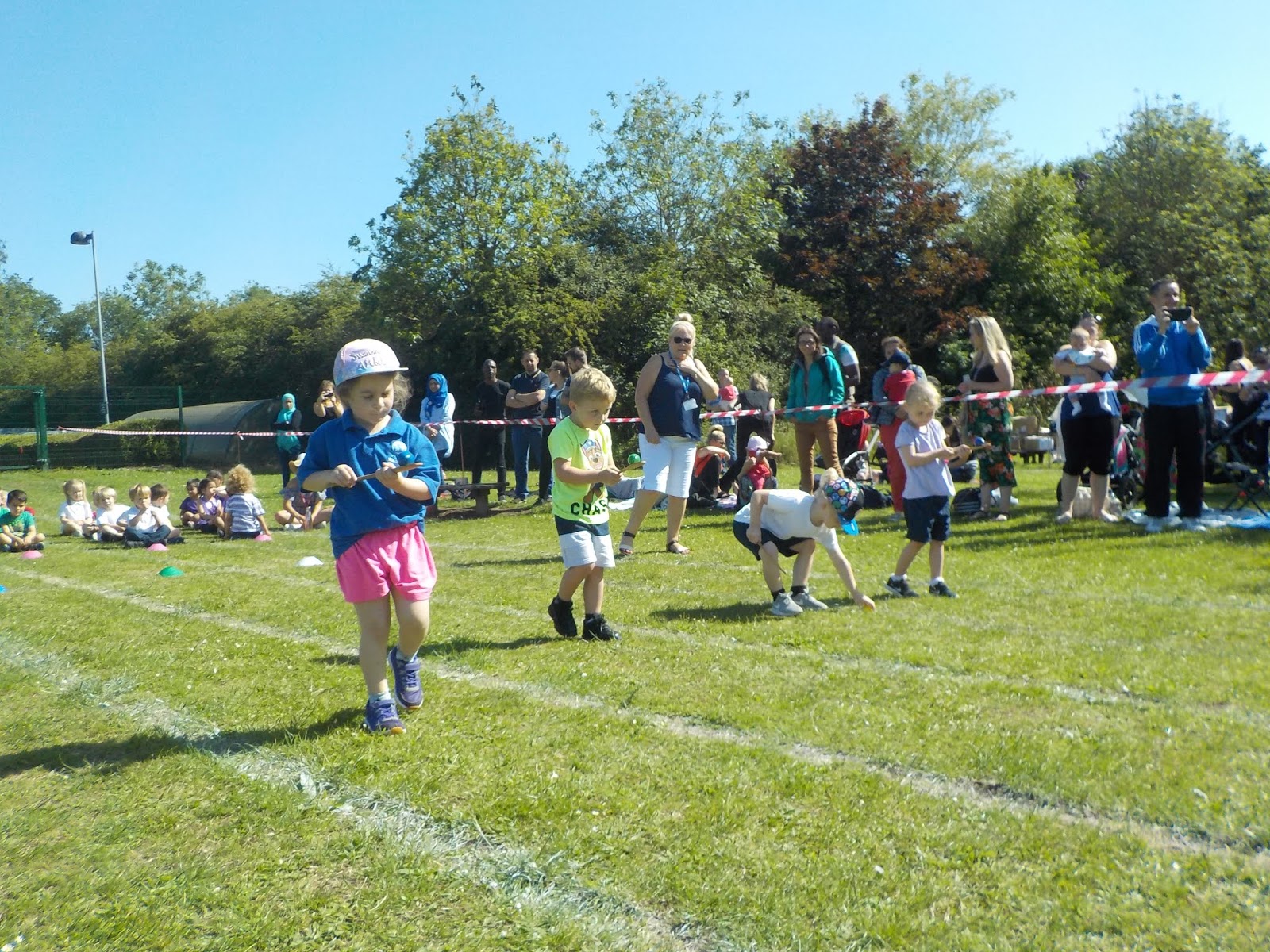 Windhill21 Nursery sports day