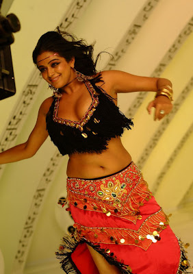 Priyamani Actress Sexy Spicy Dancing Photos
