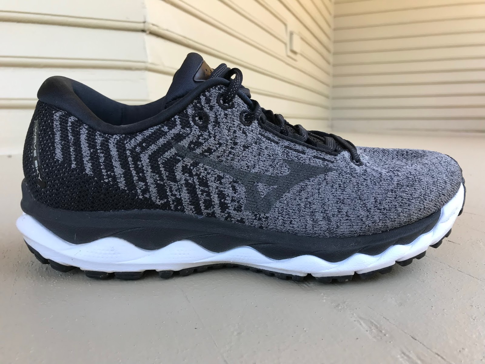 mizuno wave 2019