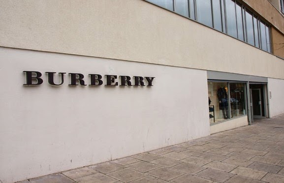 burberry factory store london