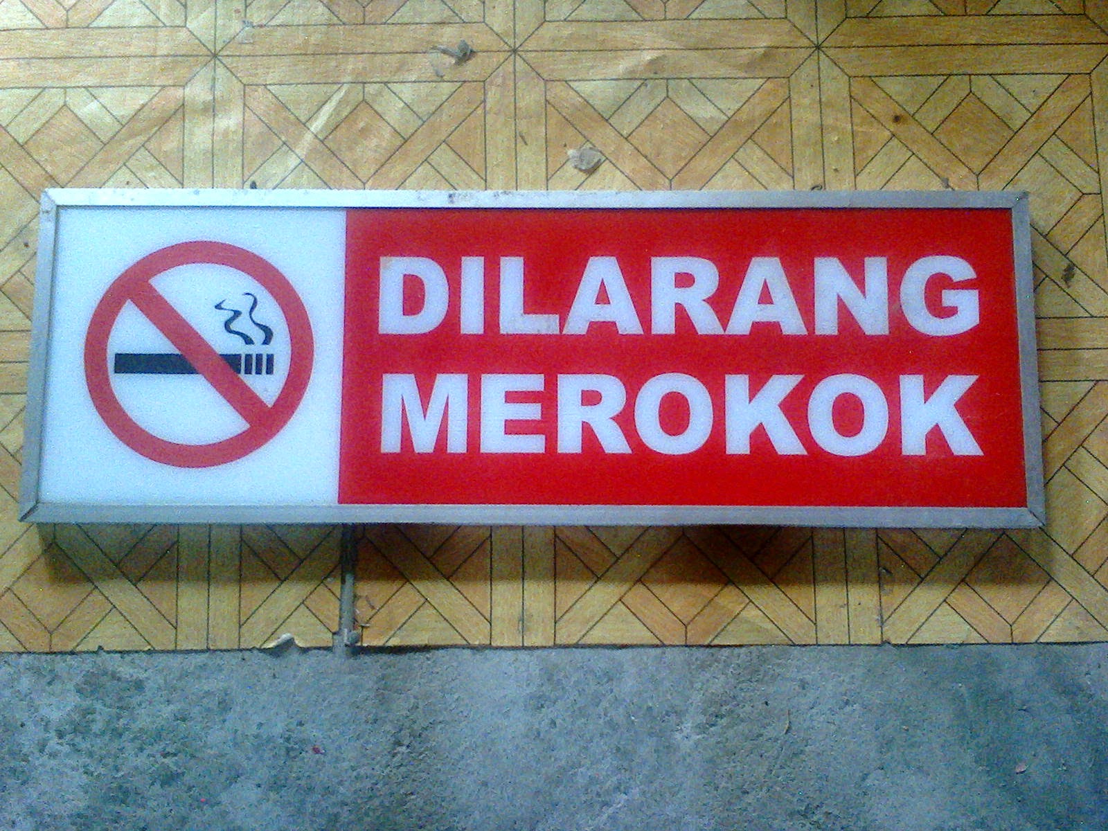 Gudang Barang Lawas Sign Plakat Dilarang Merokok Gambar Himbauan