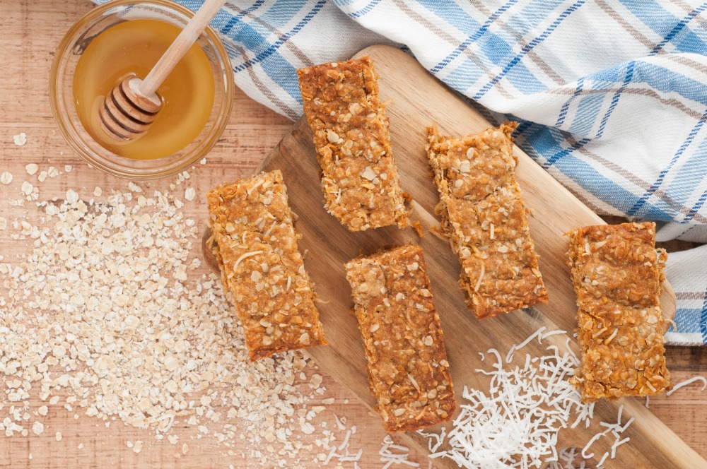 make your own granola bars from scratch