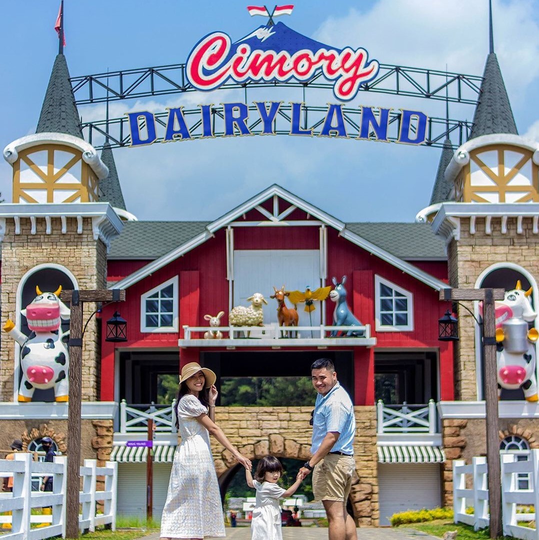 Cimory Dairyland Puncak Bogor Tiket Masuk, Aktifitas Seru & Lokasi