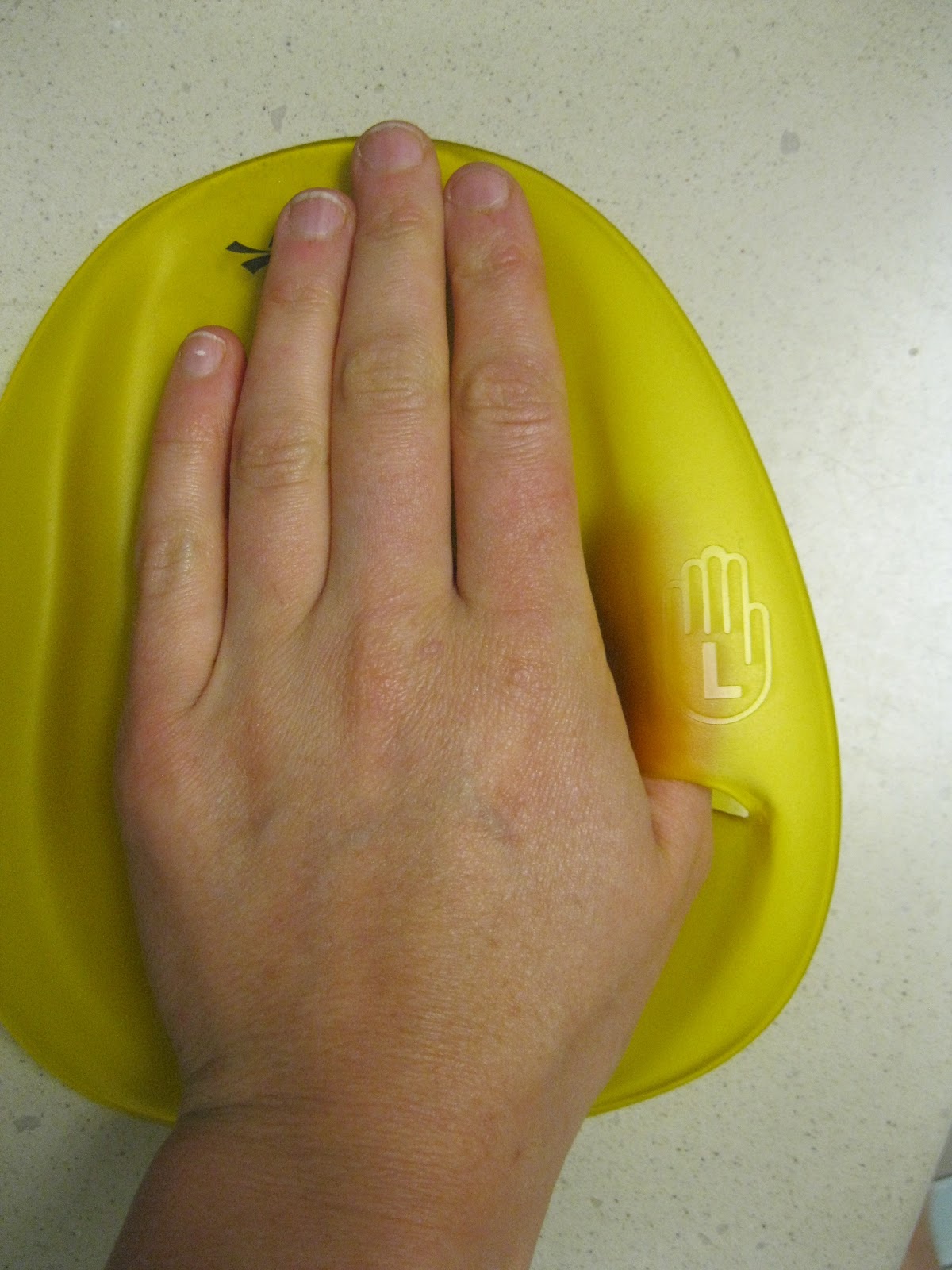 Victoria's Obligatory Triathlon Blog FINIS Agility Paddle Review