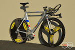 LOOK KG196 Mavic Zap Time Trial bike at twohubs.com