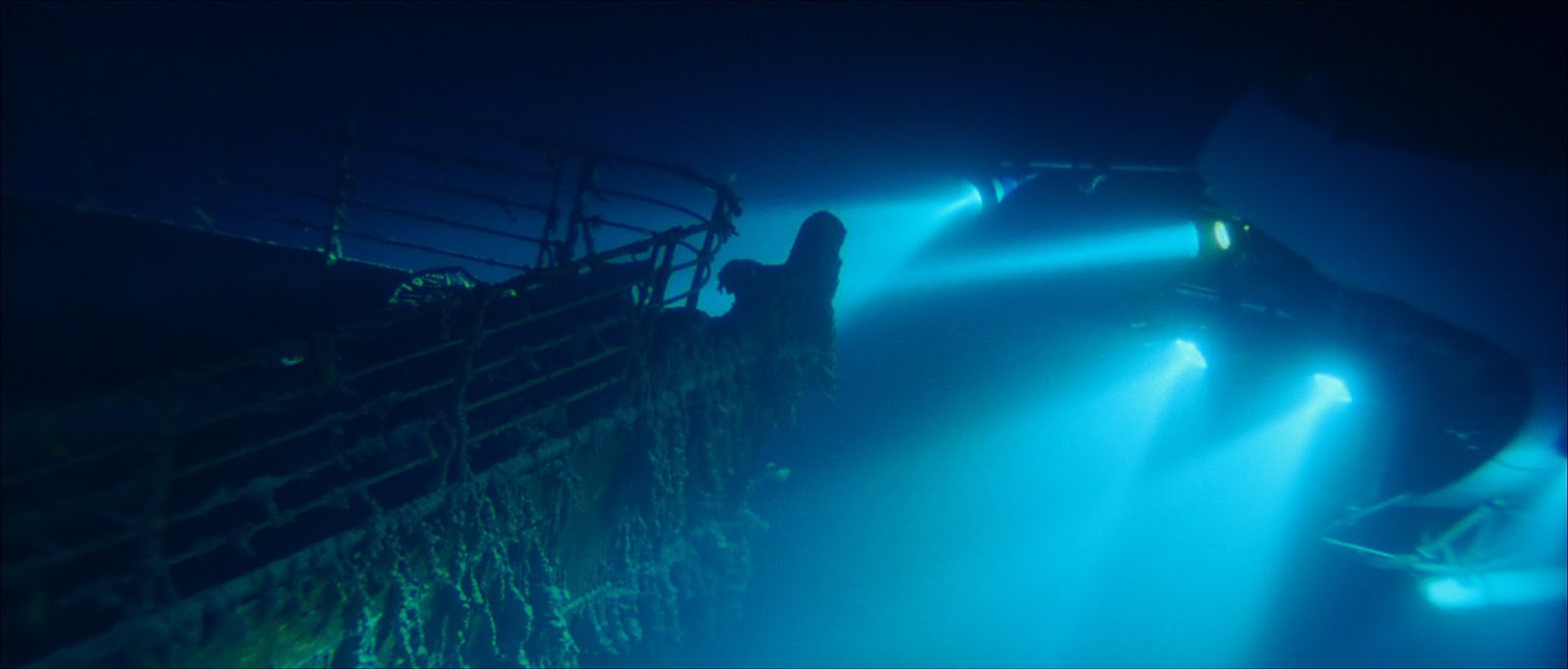The Beautiful Film Frames: Titanic (1997) Blu-Ray Screenshots