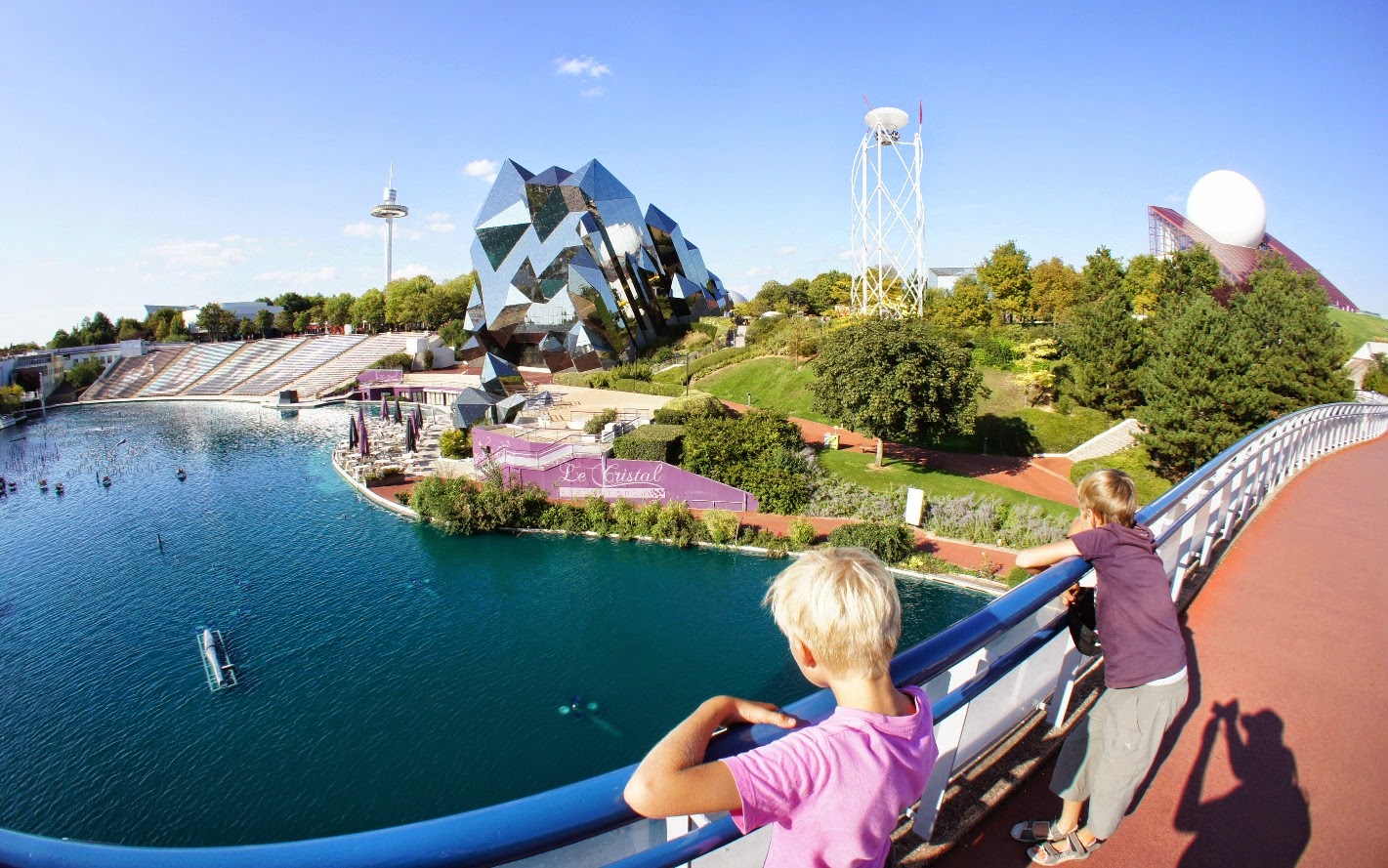 Le Futuroscope Un parc inclassable et extraordinaire PARKS Trip
