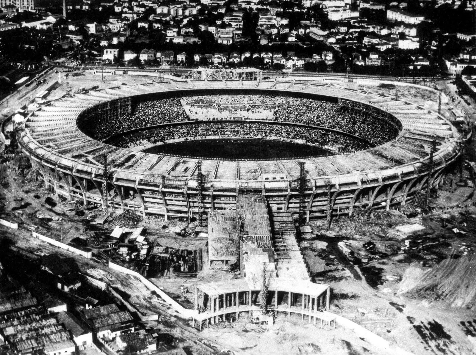 IMAGES&VISIONS 15 ANOS O Maracanã inacabado sediou a Copa do Mundo de 1950 IMAGES&VISIONS 15 ANOS O Maracanã inacabado sediou a Copa do Mundo de 1950