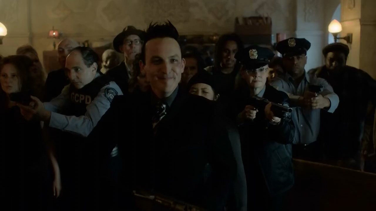 Gotham S5E03 Pinguino, Nuestro Heroe