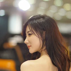 Yeon Da Bin &ndash; Seoul Auto Salon 2014 Foto 36