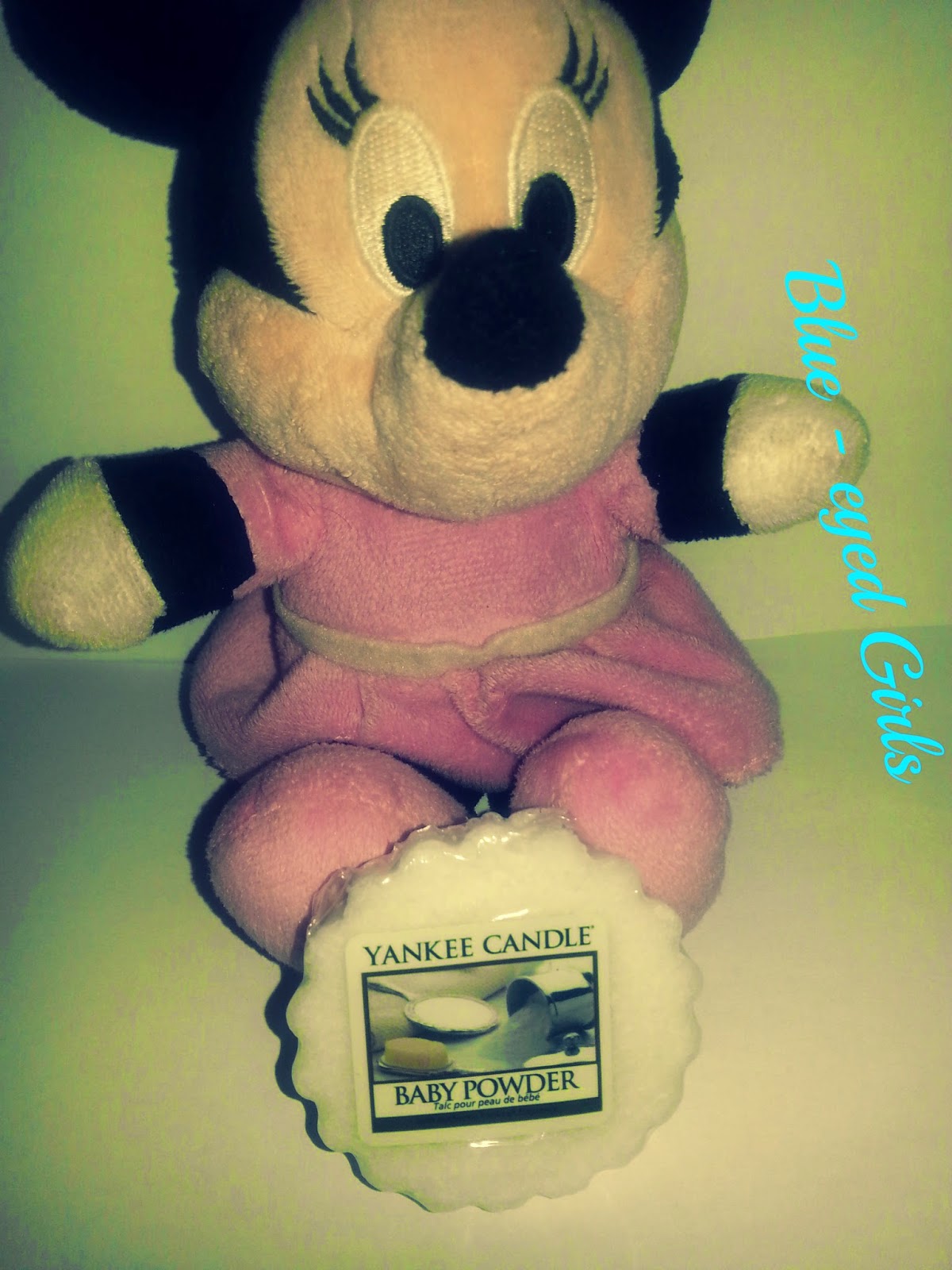 Yankee Candle Baby Powder My World by Dagmara Rek