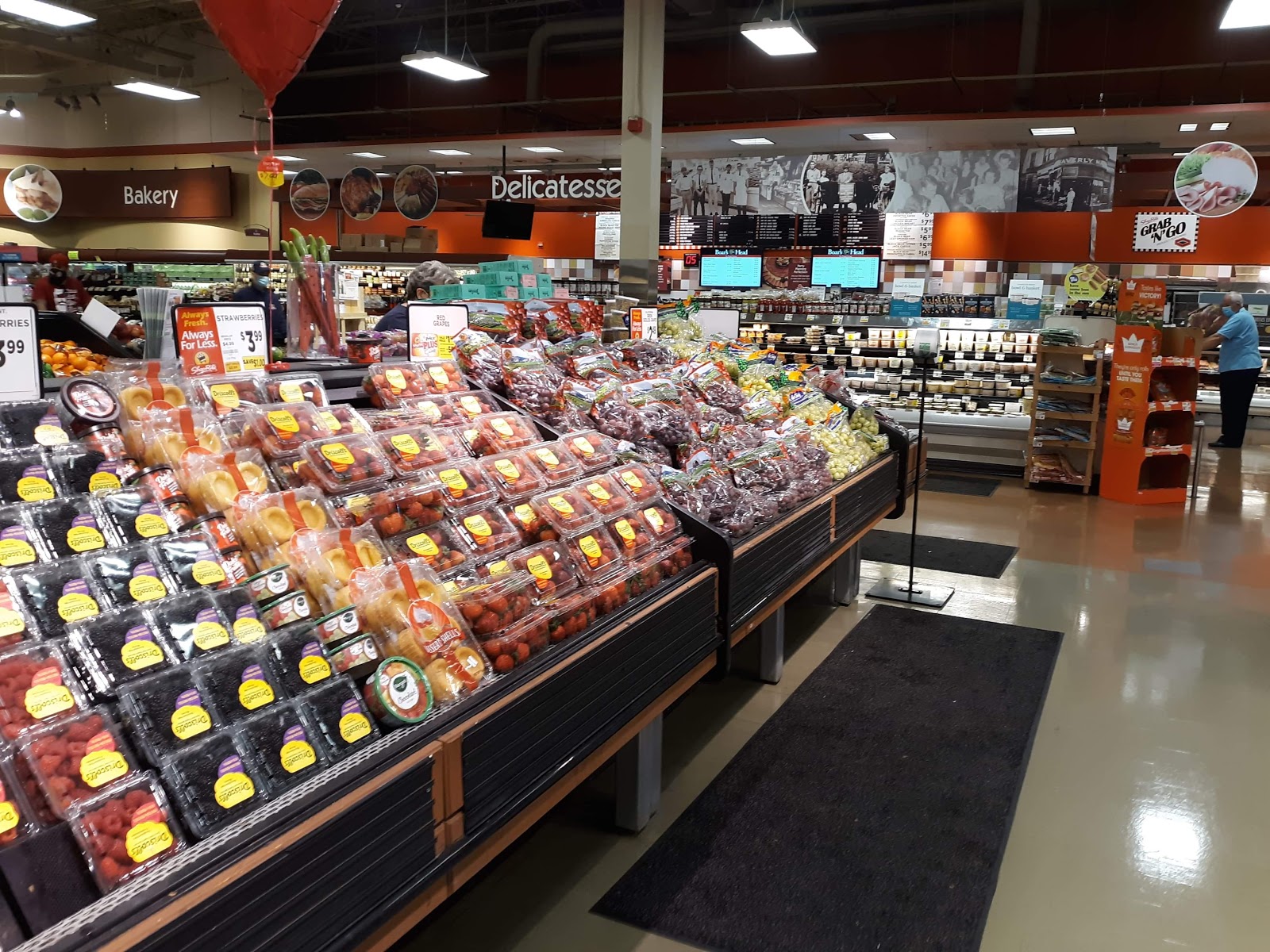 Look Inside ShopRite East Hartford, CT