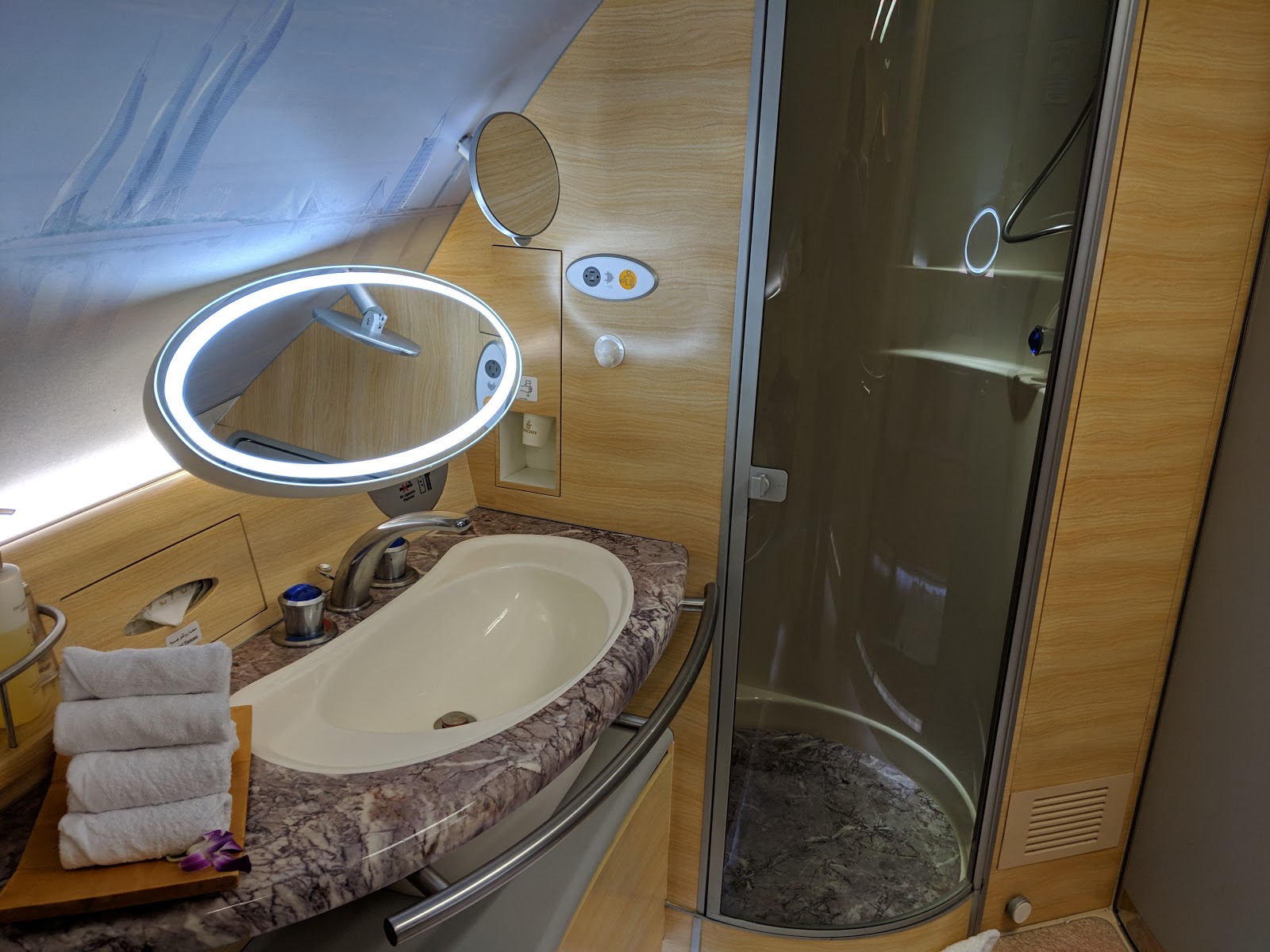 How Awesome Is Emirates First Class