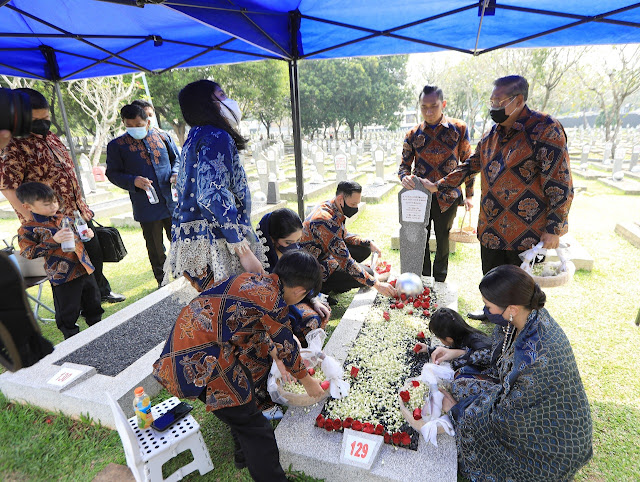 Mengharukan, Keluarga Besar SBY Lebaran Tanpa Kehadiran Ibu Ani Yudhoyono