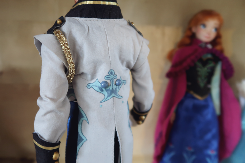 Disney Frozen doll customization face ups - Hans