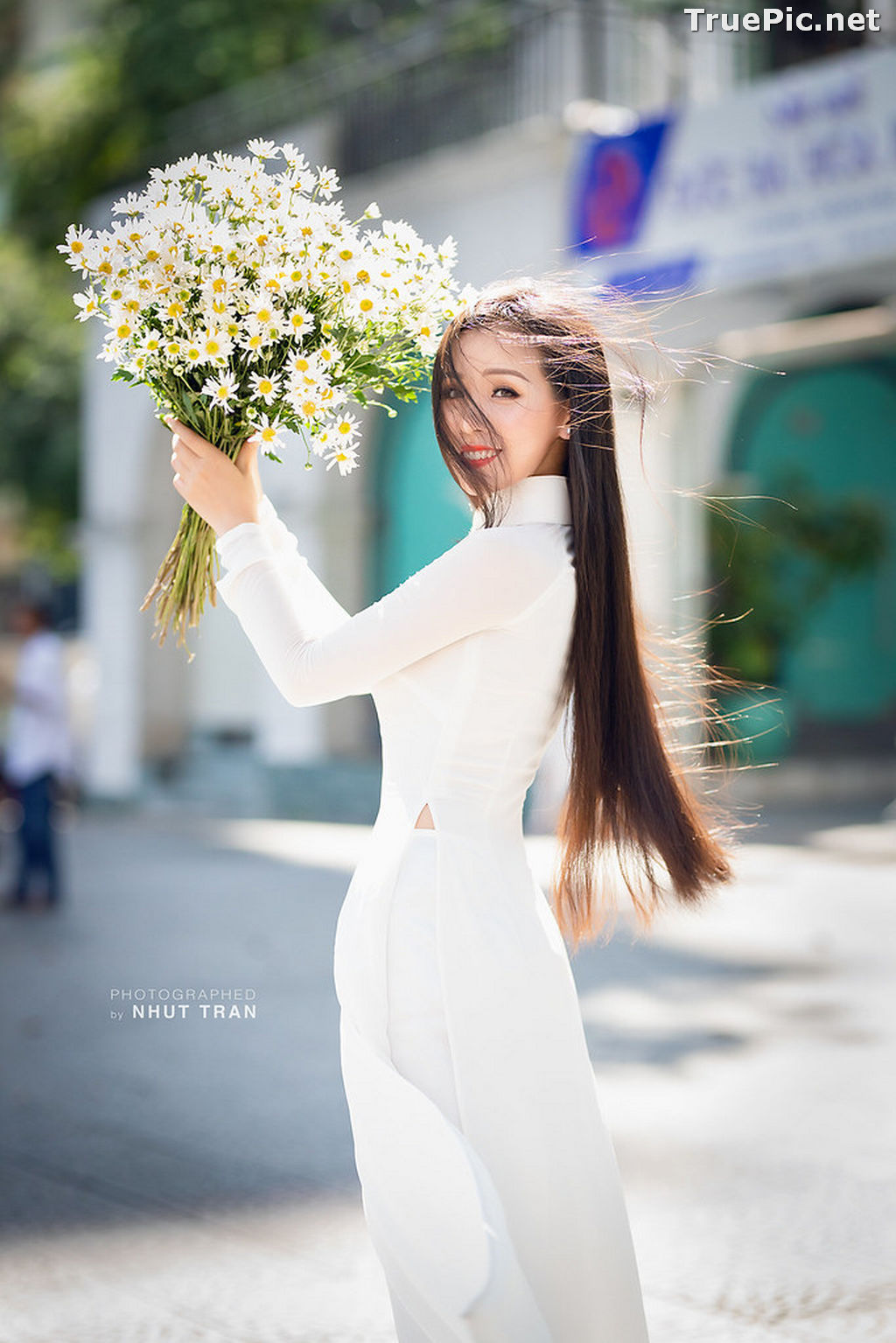 Image The Beauty of Vietnamese Girls with Traditional Dress (Ao Dai) #5 - TruePic.net - Picture-47
