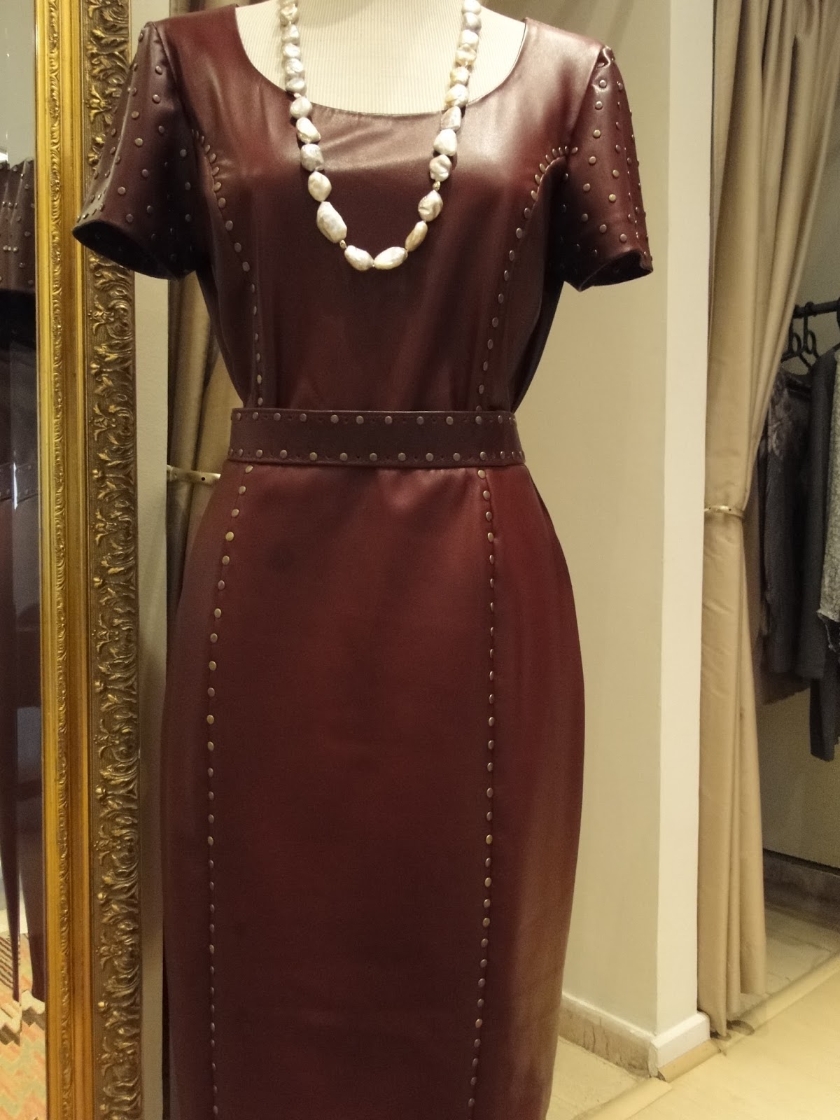 ROUPAS DE COURO: ROUPAS DE COURO