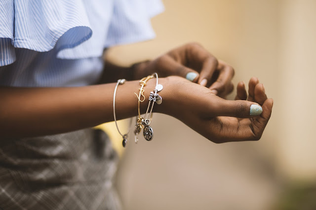 Gold-filled and gold-plated jewellery