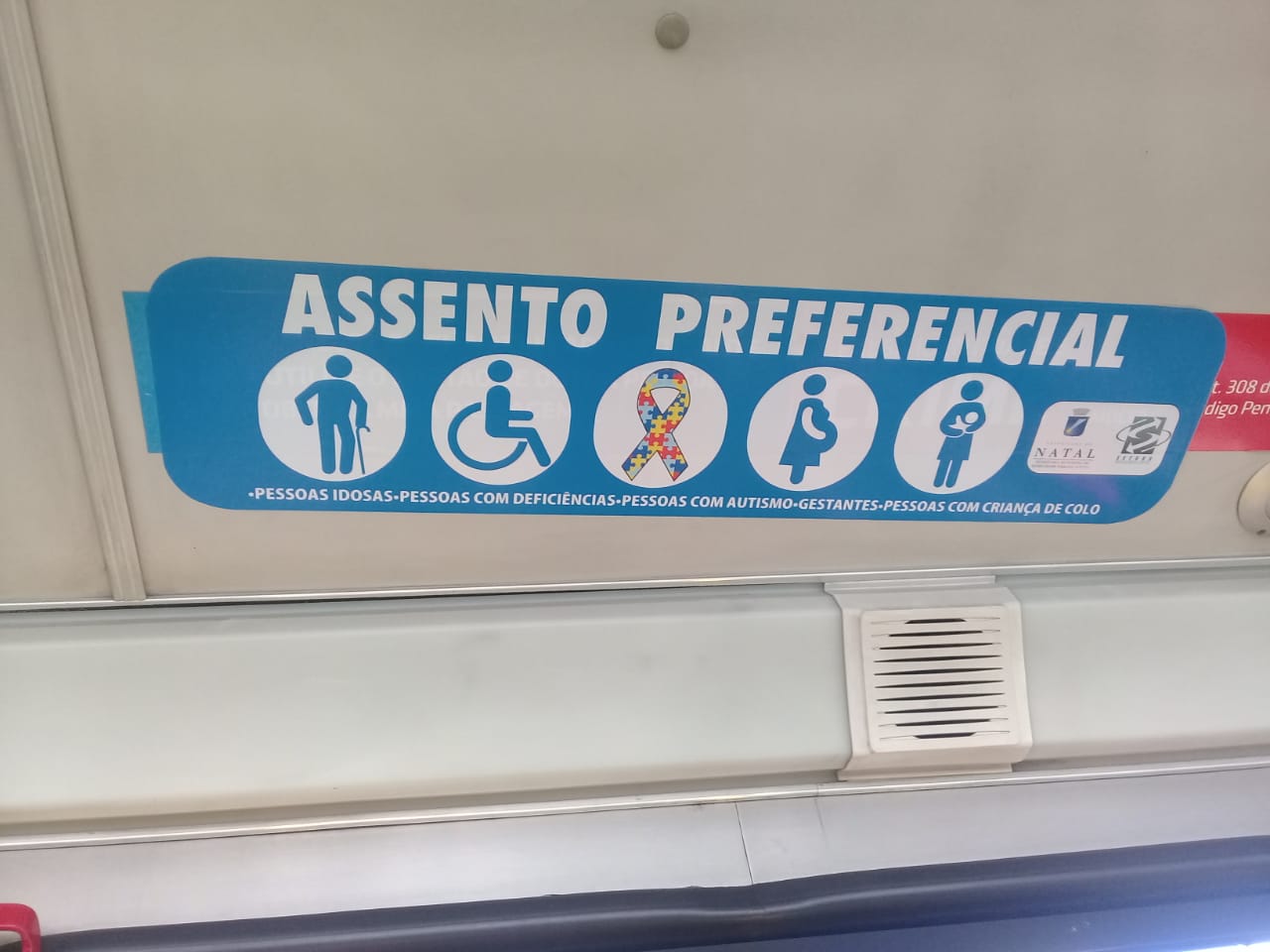 Assim como empresas associadas ao SETURN, Metrô de São Paulo vai aderir ao laço do autismo 1 Foto%2B1
