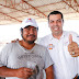 Juan Luis García hace equipo con trabajadores de la construcción