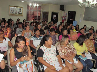 VEREADORA CEIÇÃO LINS REALIZA CURSOS PARA A POPULAÇÃO