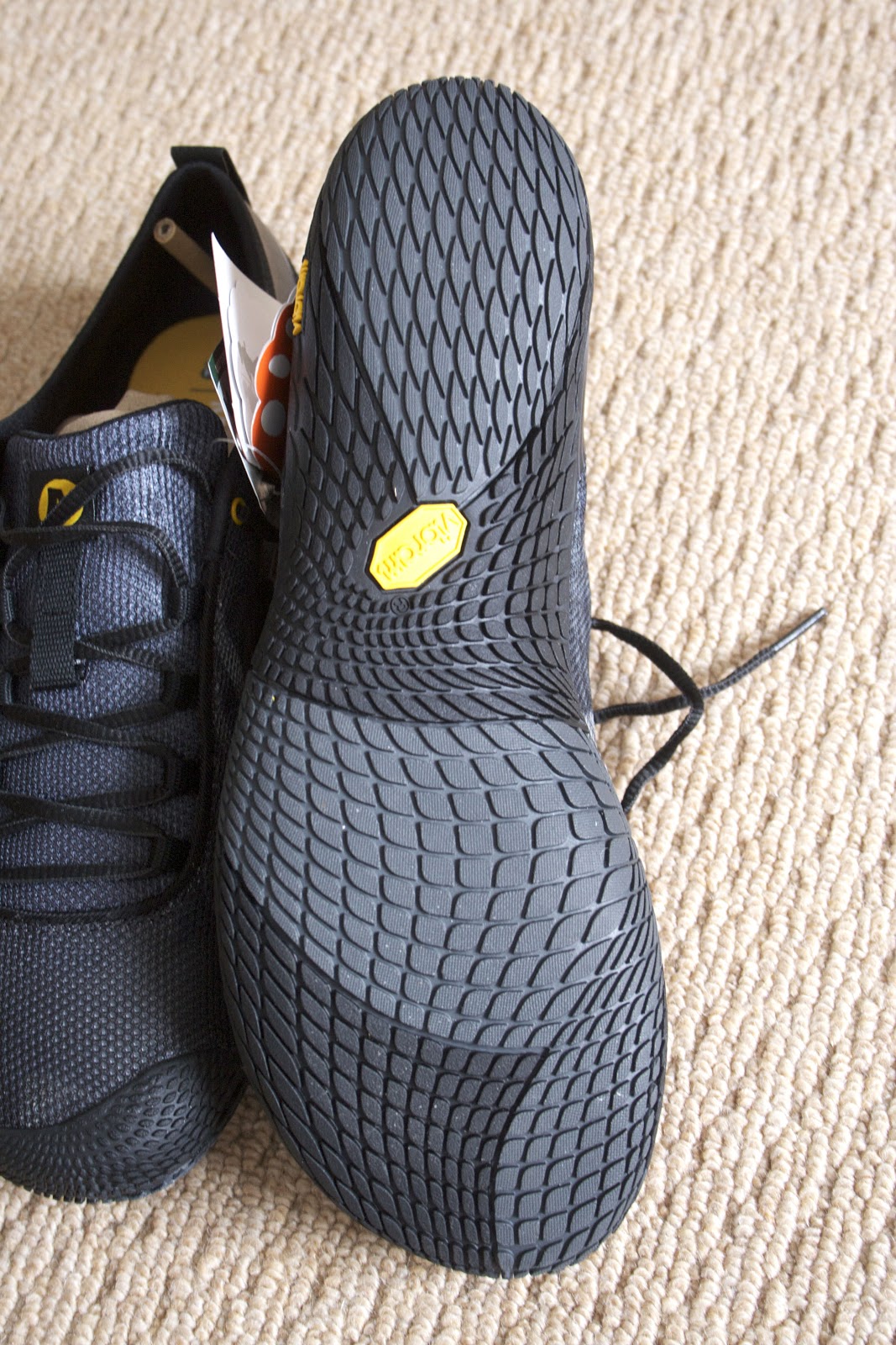 Barefoot Wonder: Merrell Vapor Glove - the shoe has arrived!