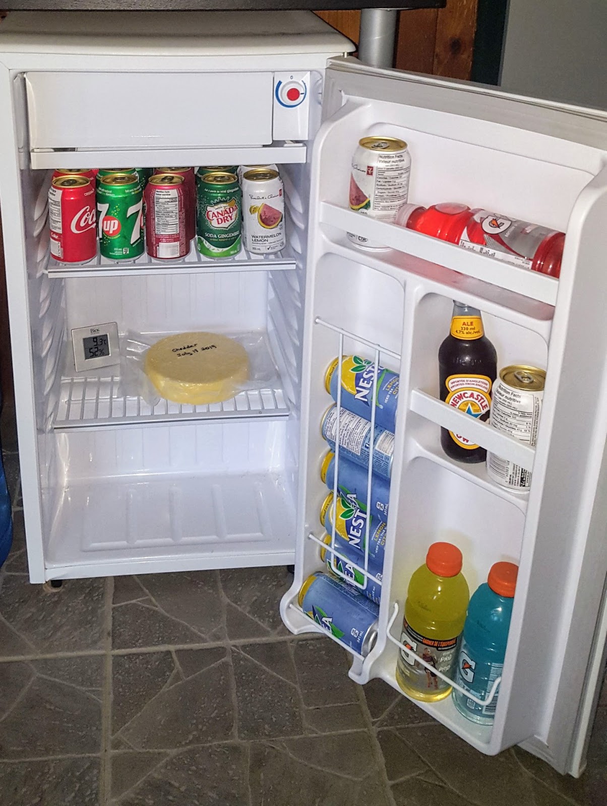 RAINY DAY CHEESE MAKING Sealing and Aging My 3Month Cheddar