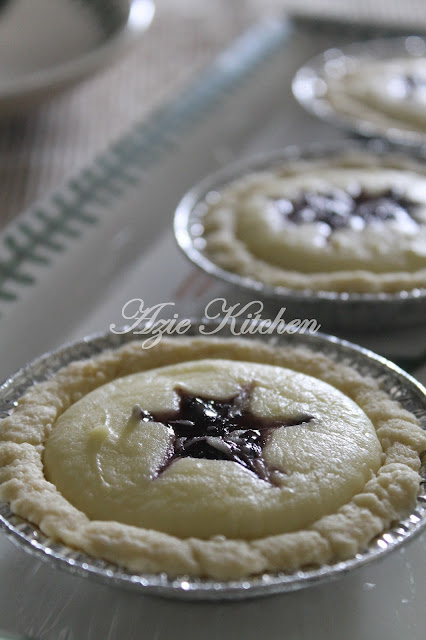 Blueberries Cheese Tarts With Love