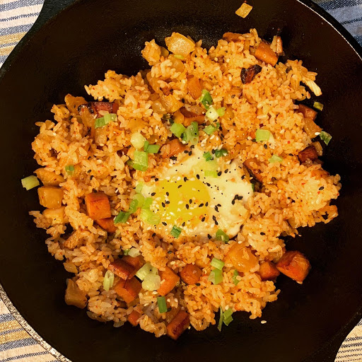 What to do with leftover rice? Radish kimchi fried rice Kkakdugi