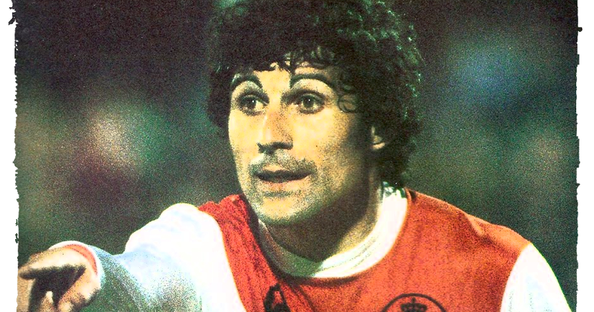 BIO EXPRESS DEGRADABLE. Delio Onnis.