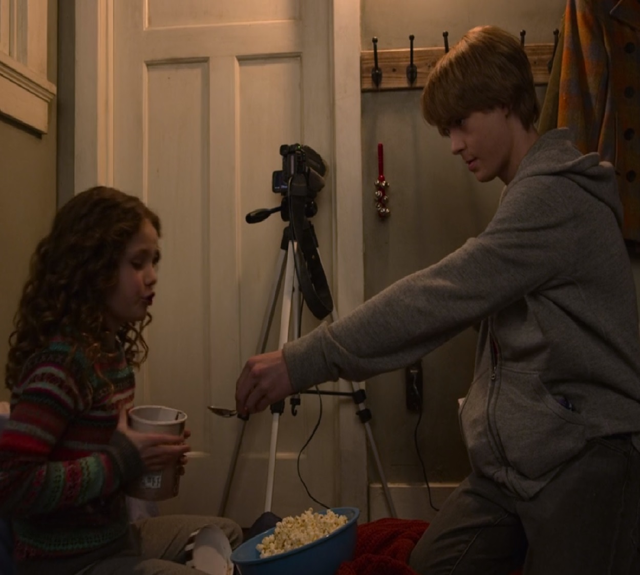 Read last christmas online by kate brian Old Neko: The Christmas Chronicles (2018) Film Review