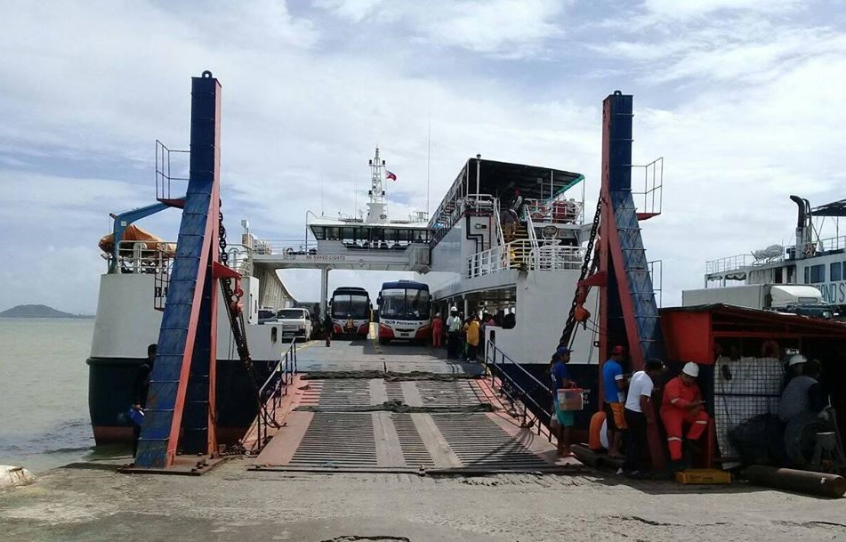 LEXICAL CROWN TOURIST DESTINATIONS LEADING TO AND WITHIN THE RADIUS OF