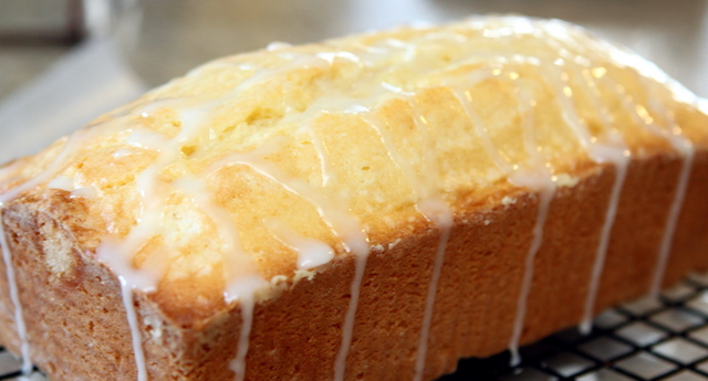 Angel in the Kitchen: Low-Fat Lemon Pound Cake