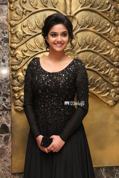 keerthi suresh hd images