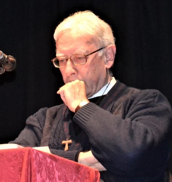 Claudio Bottagisi Don Ambrogio Balatti agli anziani “Non serve