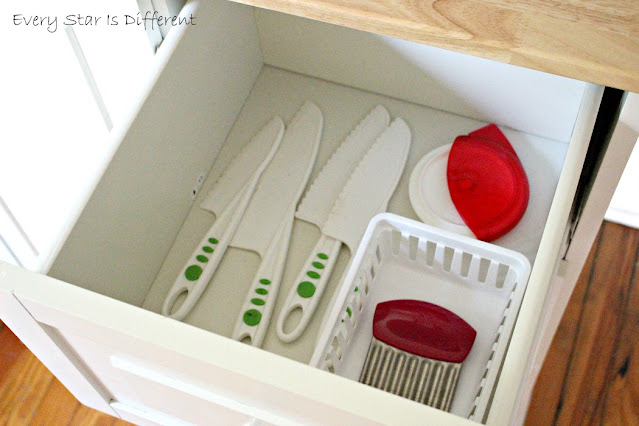 A Minimalist Montessori Kitchen: Child Safe Knives