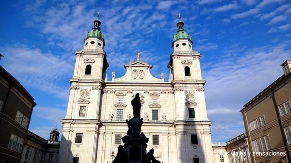 Catedral de San Ruperto y San Virgilio, Plaza Dom, Domplatz, Salzburgo, AustriaCatedral de San Ruperto y San Virgilio, Plaza Dom, Domplatz, Salzburgo, Austria