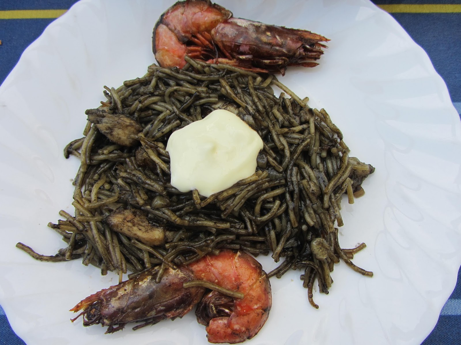 fideu-negra-con-gambones