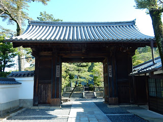 �������k����