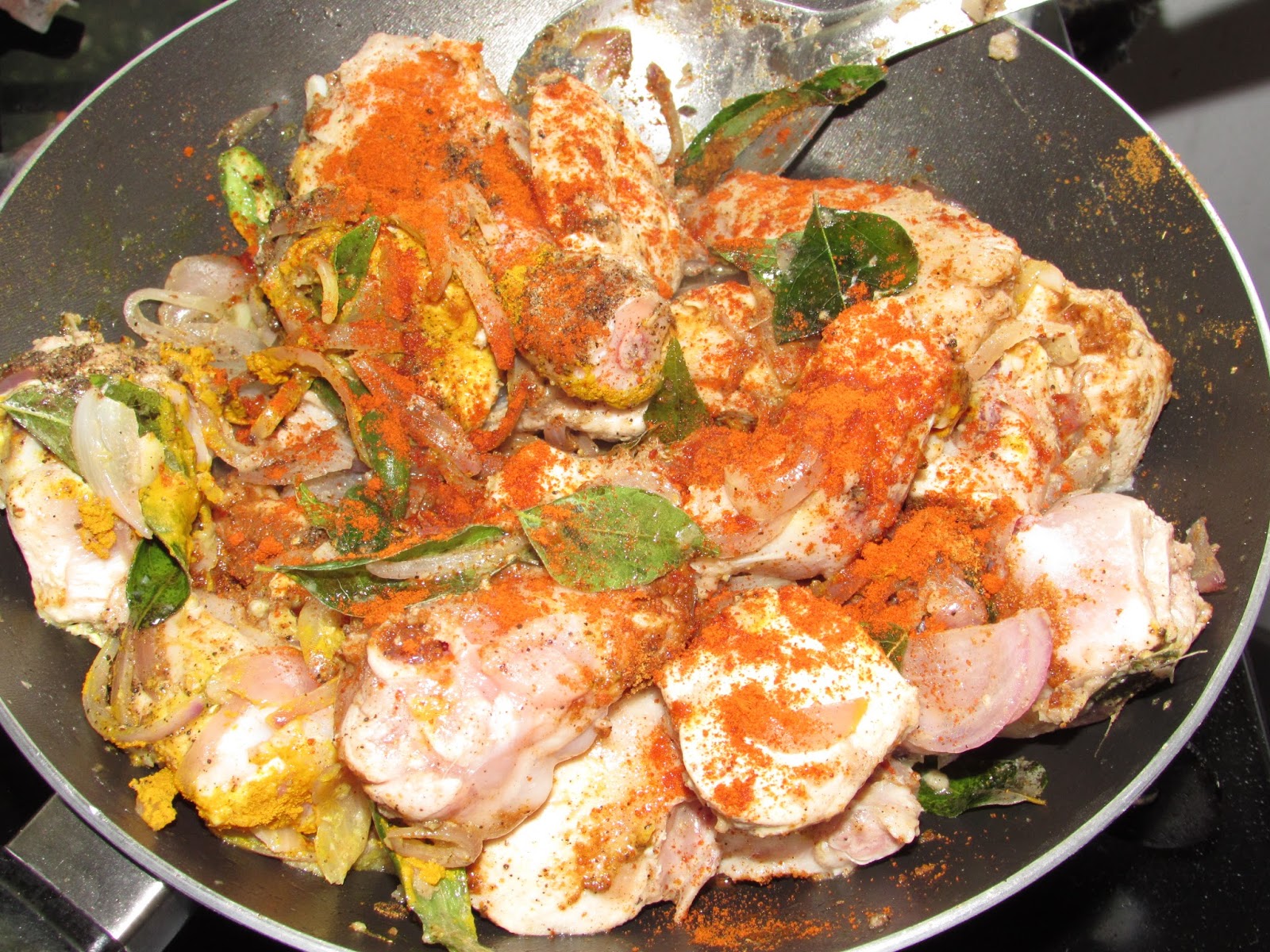 Non Vegetarian Recipes Pepper Chicken (Semi Gravy) Spicy Pepper