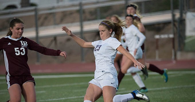 Arizona Soccer Recruit Dallin Does Her Best To Stay Ready Menifee 24 7