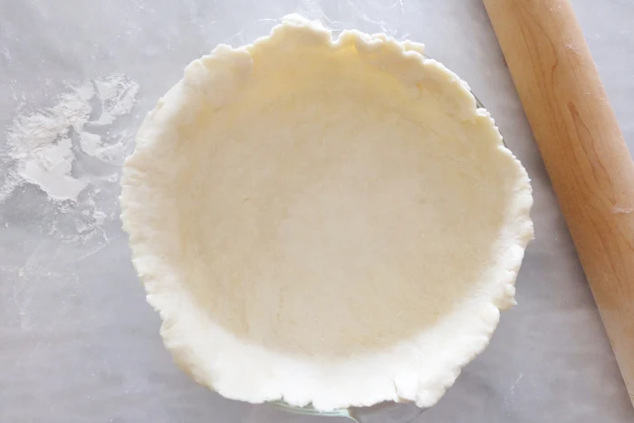 bottom crust in pie dish
