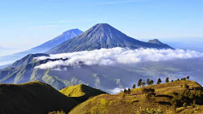 The beauty peak of Mount Prau