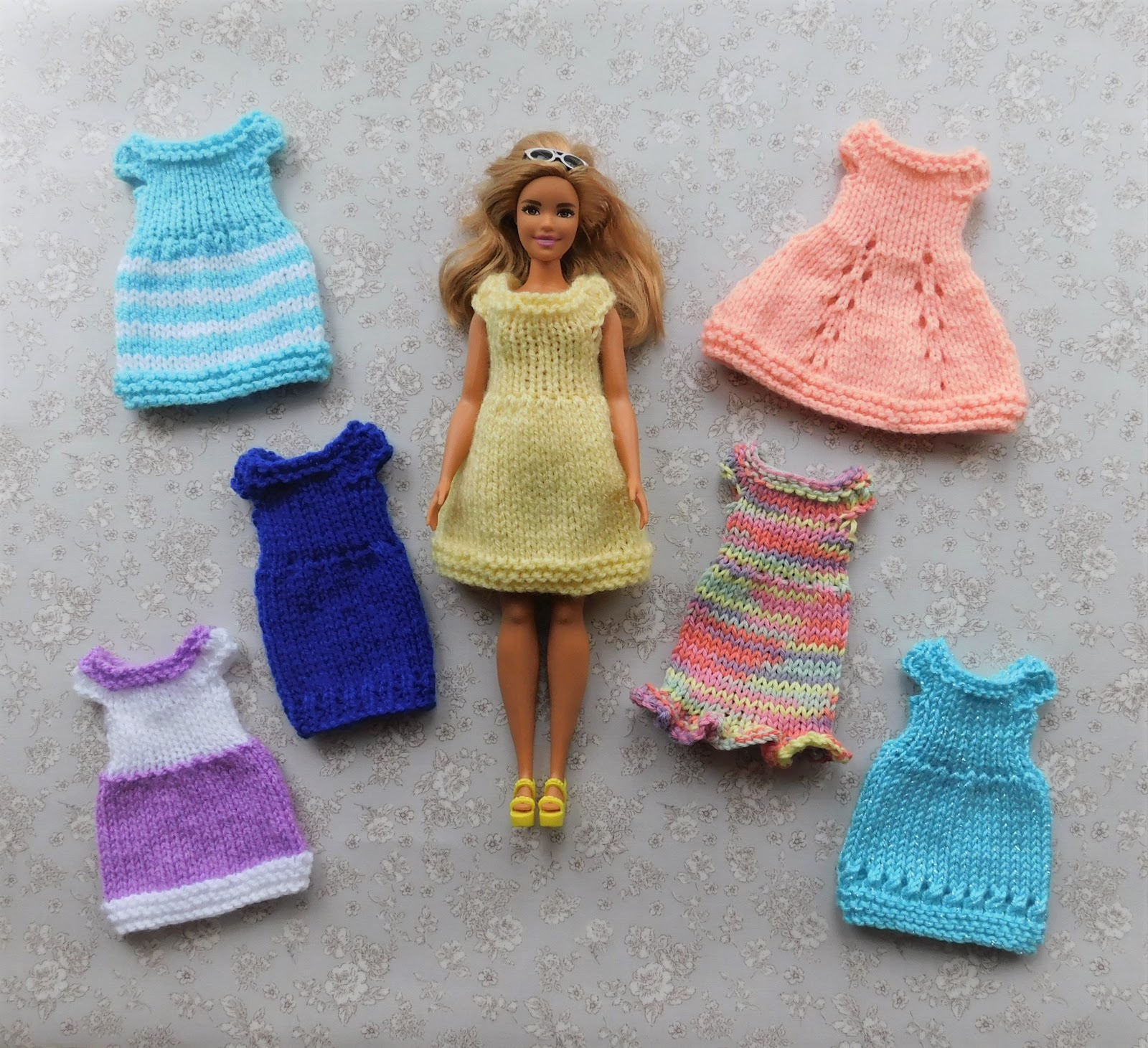 Doll Pants Pattern Ken Doll Beginner Printable Barbie Clothes Patterns Free  Barbie Clothes Knitting Patterns Affordable, image size:1600x1461