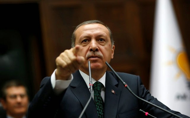 "Γιουρούσι" του Ερντογάν κατά των "εχθρών" του