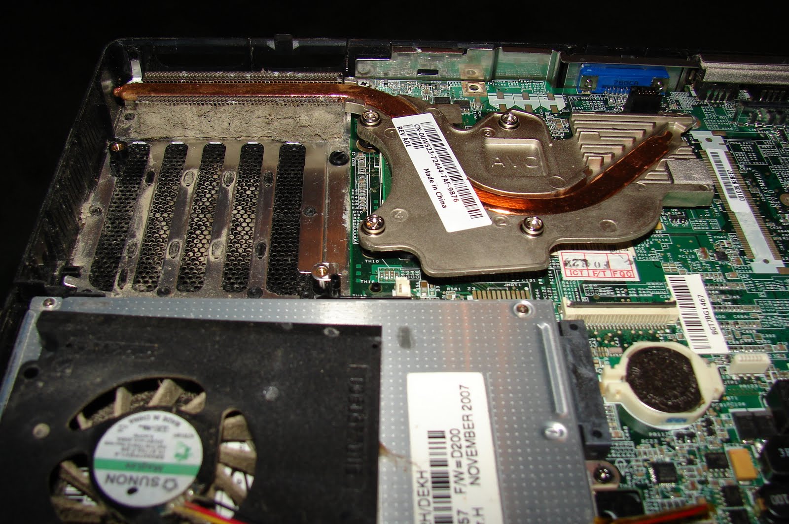 My Commentary and Technical help: Dell Inspiron 1501 repair