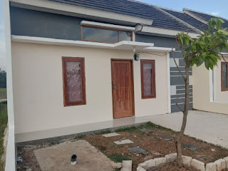 Download Rumah Minimalis Modern Perumahan Karangsari Regency Background